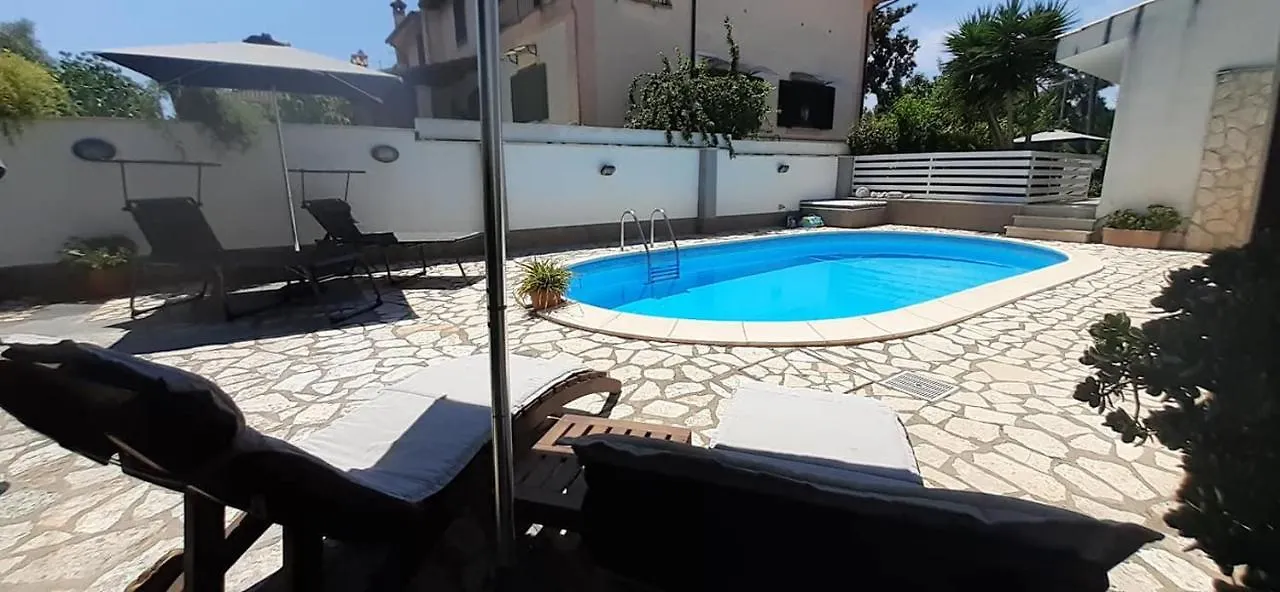 Gens Mundi B&B Ostia Antica